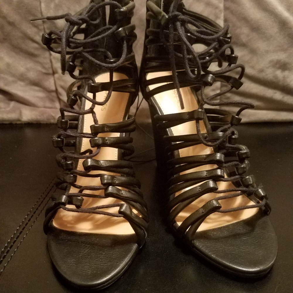 Express strappy black wedges size 6
